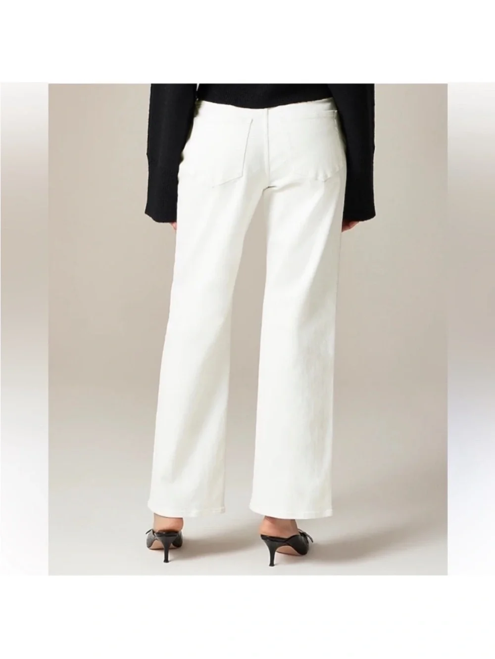Classic White Straight-Leg Women’s Jeans